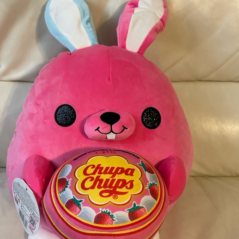 Zuru Snackles BRITNEY Pink Bunny Chupa Chups Strawberry & Cream Plush NEW